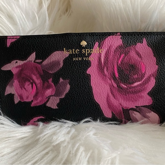 kate spade Handbags - EUC Kate Spade Floral Bifold Wallet